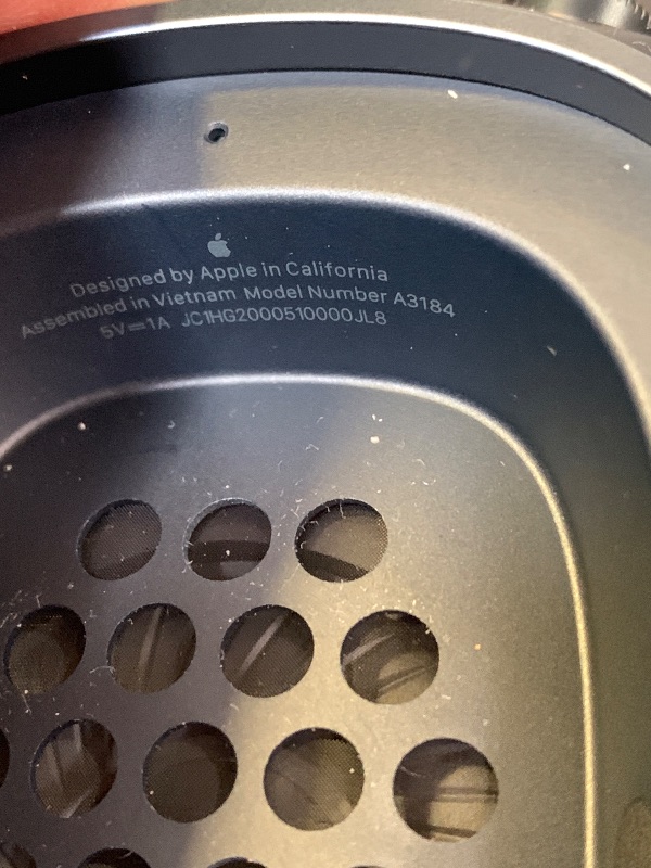 Photo 1 of Apple AirPods Max Wireless Over-Ear Headphones, Pro-Level Active Noise Cancellation, Transparency Mode, Personalized Spatial Audio, USB-C Charging, Bluetooth Headphones for iPhone - Midnight (MINOR DAMAGE)