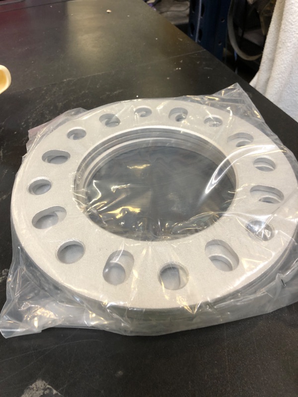Photo 1 of YONGSHENGONE 4PCS 8 Lug Wheel Spacers 1/4 Inch (6mm) Thick, 8x6.5 8x165.1 8x170 8x180 Hubcentric Aluminum Adapters, Compatible with F250 E350 Ram 2500 Suburban 2500 Sierra 2500HD 3500HD