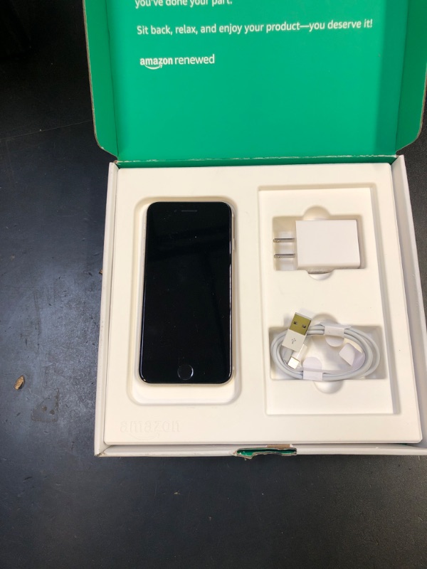 Photo 1 of *SEE CLERK NOTES* Apple iPhone SE 3rd Gen, 64GB, Starlight - Unlocked (Renewed Premium) (needs charge)