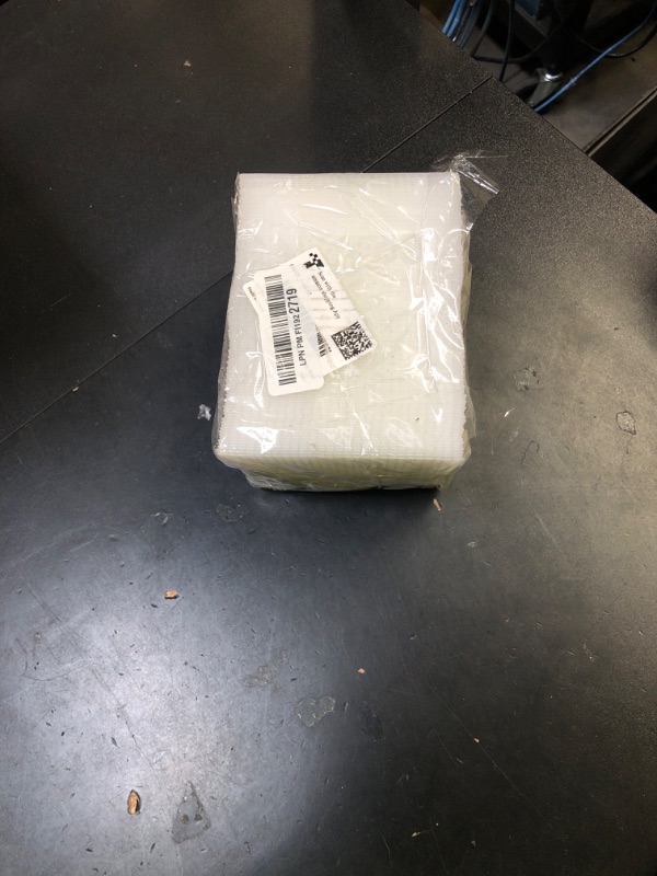 Photo 1 of 100 Pcs Square Plastic Canvas Mesh Sheets 4.5 × 4.5 Inch White Blank Needlepoint Canvas Plastic Mesh Mat for Cross Stitch Needlework Embroidery Yarn Crafting Knit Crochet Project