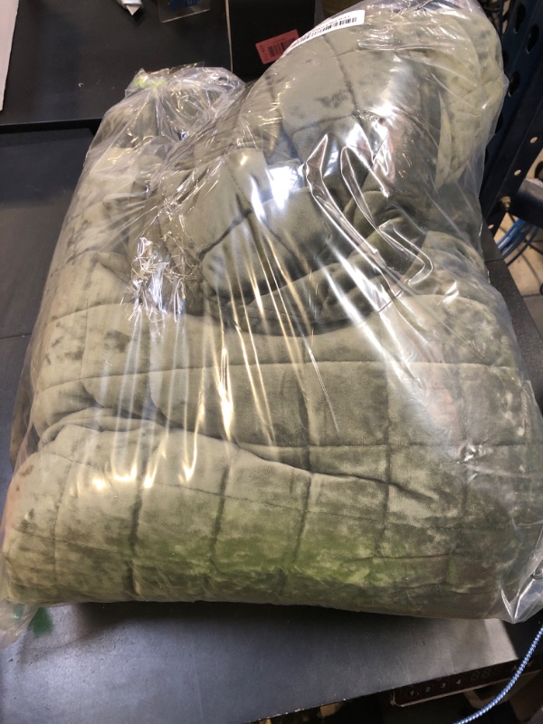 Photo 1 of RECYCO Luxury Velvet Quilt Set Full Queen Size, Lightweight Velvet Comforter Set, Oversized Bedspread Coverlet Quilted Bedding Set, with 2 Matching Pillow Shams, for All Season, Olive Green