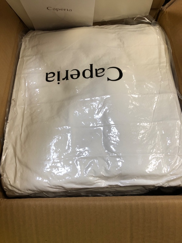 Photo 1 of Caperia Heated Mattress Pad Quilted Multizone electric mattress pad Individual Body and Feet Bed Warmer 9 Heat Settings, 1-12 Hours Auto Off, Deep Pocket, Fast Heating, Machine Washable King 78''x80''