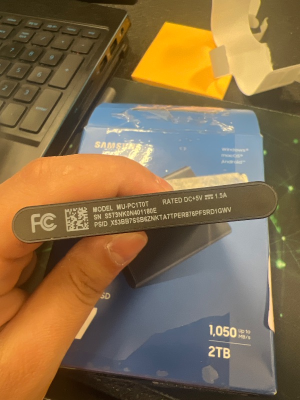 Photo 7 of Samsung T7 Portable SSD, 2TB External Solid State Drive, Speeds Up to 1,050MB/s, USB 3.2 Gen 2, Reliable Storage for Gaming, Students, Professionals, MU-PC2T0T/AM, Gray