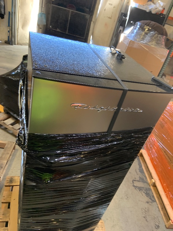 Photo 1 of Refrigerator with freezer top