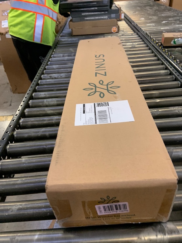 Photo 1 of Zinus 9 Inch Twin WonderBox(TM) Smart Box Spring, Quick Assembly Mattress Foundation, Durable Metal Frame, Grey