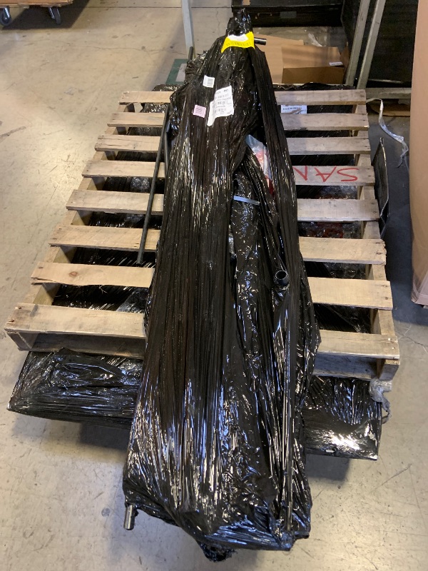 Photo 1 of VEVOR Full Size Daybed Frame, Day Bed with Trundle, Heavy Duty Metal Platform Bed Frame, Full Daybed with Metal Slats Support for Living Room, Bedroom, Guest Room, Easy Assembly, Black