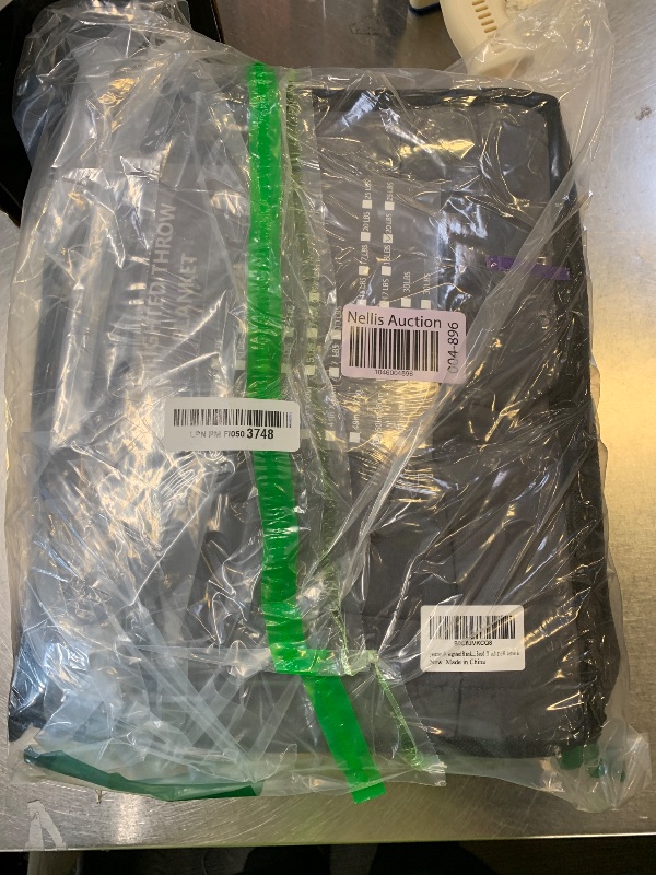 Photo 1 of yescool Weighted Blanket for Adults (20 Lbs, 60”X 80”, Red Grey) Heavy Thick Bed Blanket Queen/Full Size for Sleeping Perfect for 190-210 Lbs, Cozy Gifts for Women, Machine Washable