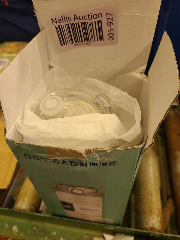 Photo 1 of 33 oz Insulated Water Bottle with Straw and Spout Lid, 316 Stainless Steel, Leak-Proof, Reusable Tumbler, BPA-Free, Hot/Cold Beverages, Sports, Travel, School (White)