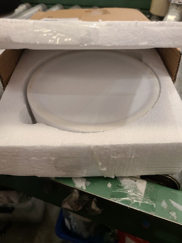 Photo 1 of 2 Pack Ceramic Plant Saucer Pot Tray 6 Inch, Planter Saucers 4 5 6 7 8 9 10 11 12 13 Inch for Indoors Outdoor, Durable Sturdy Flower Drainage drip Water Tray for Glazed Pots Base (6.4 Inch-White)