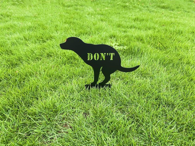 Photo 1 of  Don't Dog Pooping Metal Yard Sign No Pooping Dog Sign for Yard Stop Dogs from Peeing On Your Lawn Yard Sign Garden Dogs Decorative Stake 
1pc
