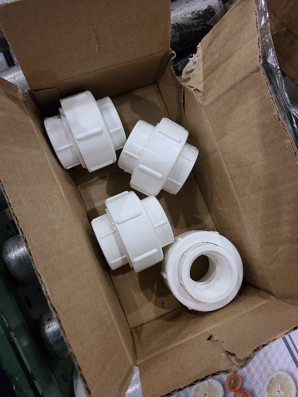 Photo 1 of 4Pcs 1Inch Female Threaded PVC Union Coupling Pipe Fitting (Female x Female) 1'' PVC FNPT Female Union Coupling Adapter for Sprinkler Pipe, Irrigation, Plumbing, Schedule 40, EPDM O-Ring