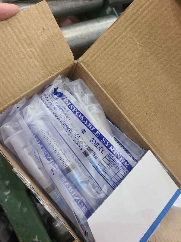 Photo 1 of 100 Pack Disposable 3ml/cc Lab Syringes with 23Ga 1 Inch Needle Luer Lock, Individually Sealed Packed