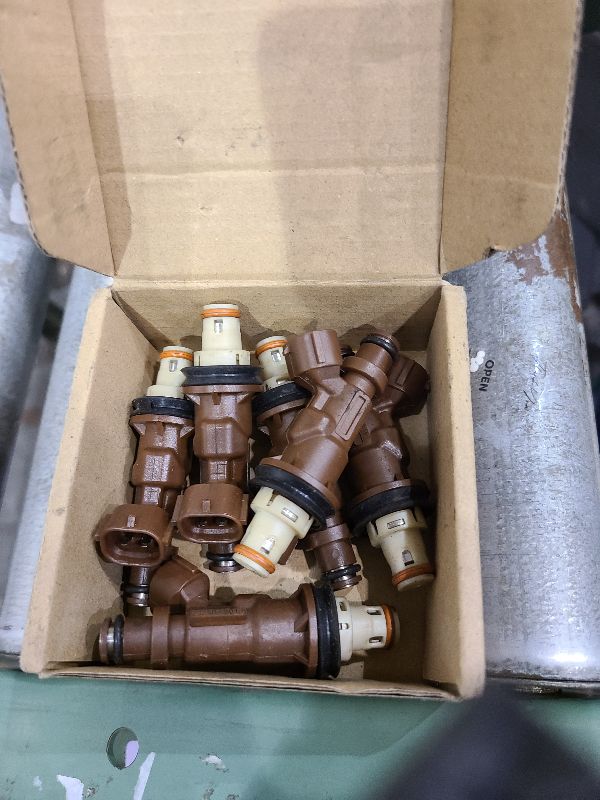 Photo 1 of 23250-62040 5VZ-FE 3.4L Fuel Injectors,Compatible with/Toyota 3.4 Tacoma Tundra 1999-2004,Compatible with/Toyota 4Runner 1999 2000 2001 2002 |Replace# 23209-62040| |4 Holes| |Set of 6|