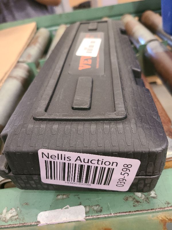 Photo 1 of VEVOR Digital Torque Screwdriver, 1/4" Drive Screwdriver Torque Wrench, Electrician Torque Screwdriver with LCD, 2.65-70.67 in-lbs Torque Range, 0.01 N.m Increment Torque Screwdriver with Bits & Case