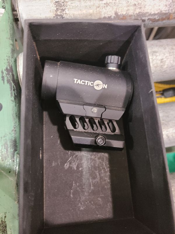 Photo 1 of Predator V3 Compact Red Dot Sight | Combat Veteran Owned Company | 45 Degree Offset Mount and Riser Mount Included | Reflex Rifle Optic with 11 Adjustable Brightness Settings | Reddot Gun Scope