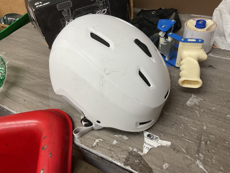 Photo 1 of Retrospec Zephyr Ski & Snowboard Winter Helmet for Adults - Adjustable with 9 Vents - ABS Shell & EPS Foam Lining, Built-in Goggle Clip for Men and Women