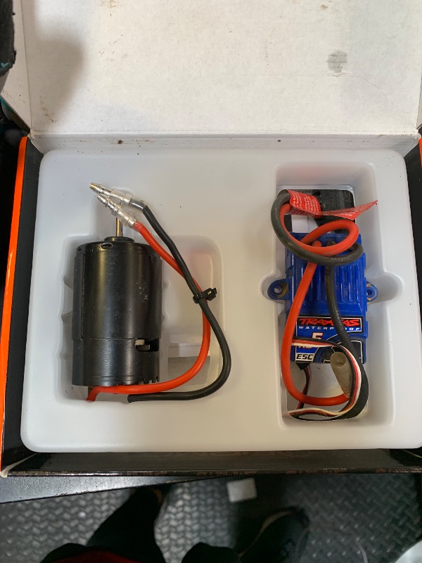 Photo 1 of Spektrum Firma 85A Brushless Smart ESC / 3300Kv Sensorless Motor Combo, SPMXSEMC01, Black