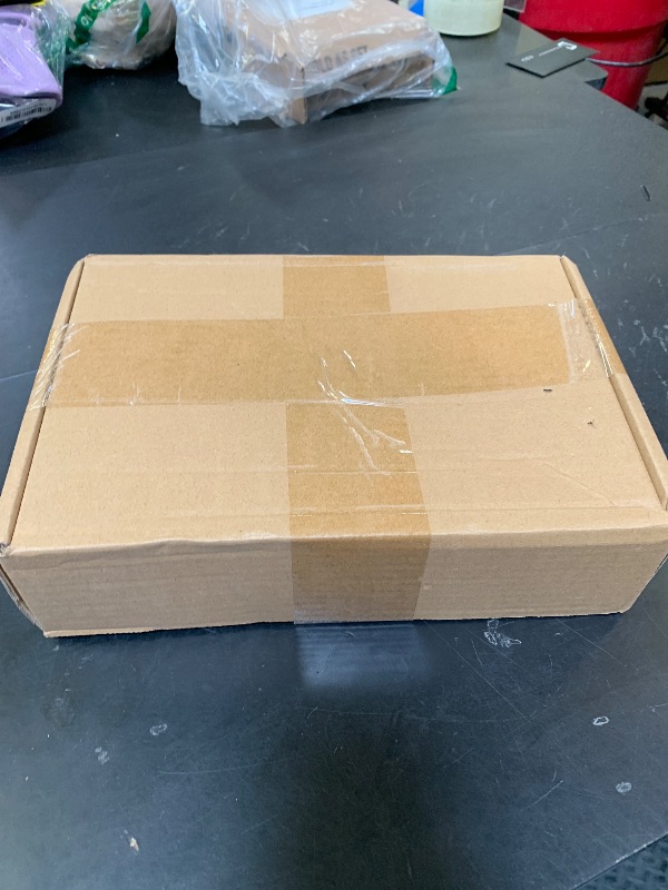 Photo 1 of 24 Pack Vintage Handheld Mirrors for Makeup, Gold Embossed Floral Portable Princess Mirror with Handle, Decorative Travel Cosmetic Purse Mirror for Women, Party Favors, Classroom