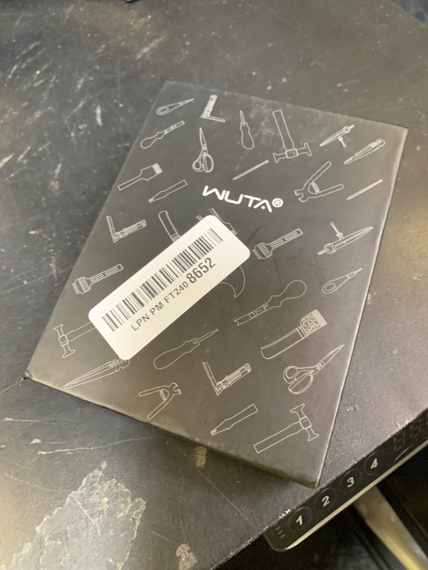 Photo 1 of WUTA Removable Circle Leather Hole Punch Lacing Stitching Professional Working Hand Tool Kit Round Hole Puncher Craft Chisel Cutting Punches Kits 2nd Generation 5mm-(2+6)