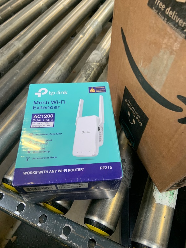 Photo 1 of TP-Link AC1200 WiFi Extender, 2023 Engadget Best Budget Pick, 1.2Gbps Signal Booster for Home, Dual Band 5GHz/2.4GHz, Covers Up to 1500 Sq.ft and 30 Devices,Support Onemesh, One Ethernet Port (RE315)