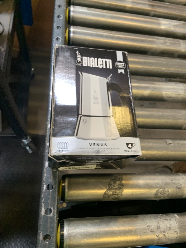 Photo 1 of Bialetti - New Venus Induction, Stovetop Coffee Maker, Suitable for all Types of Hobs, Stainless Steel, 4 Cups (5.7 Oz), Silver