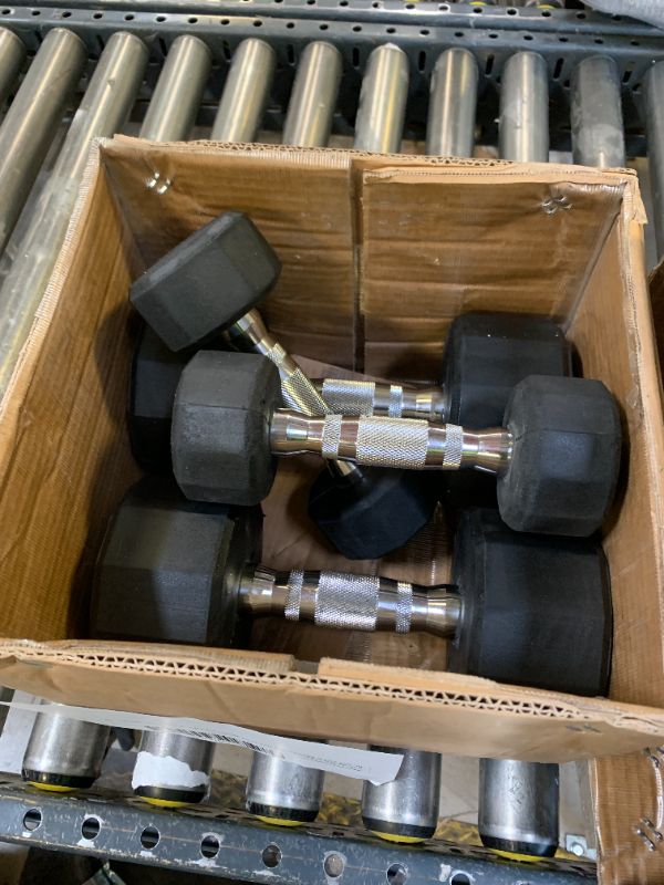 Photo 1 of (Only 5 and 20 pound 10 pounder is missing)Signature Fitness Premium Rubber Encased Hex Dumbbell, 60-Pound Set Including A Pair of 5, 10 and 15 Pound