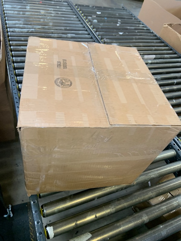 Photo 1 of Full Queen comforter