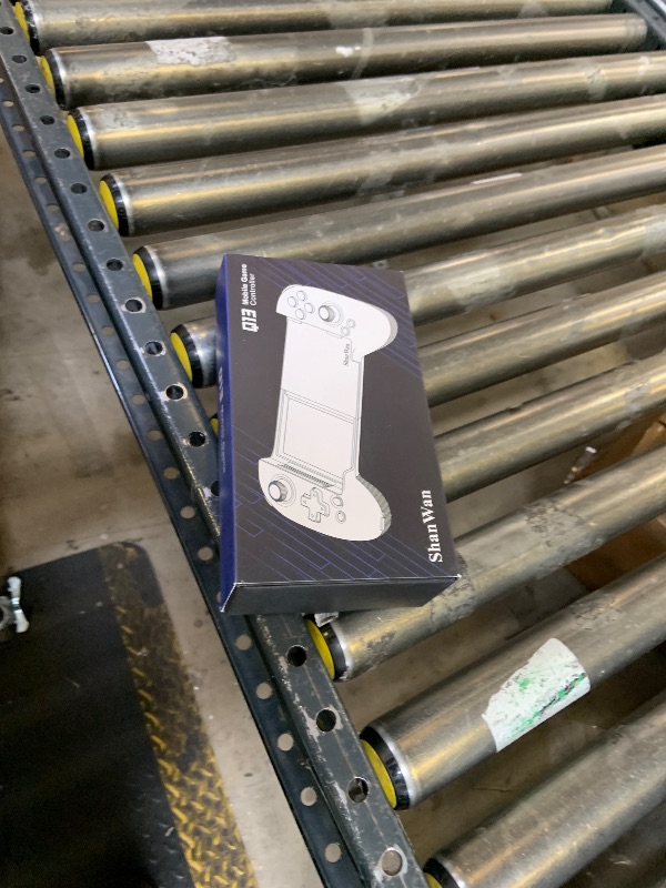 Photo 1 of ShanWan Mobile Game Controller for iphone/Android with PHONE CASE Support, Bluetooth Wireless Gamepad - PS Remote Play, Xbox Cloud, Steam Link, GeForce NOW, MFi Arcade Games-Long Battery Life