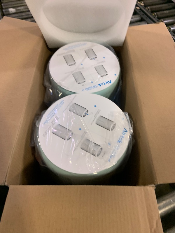 Photo 1 of Air purifier 