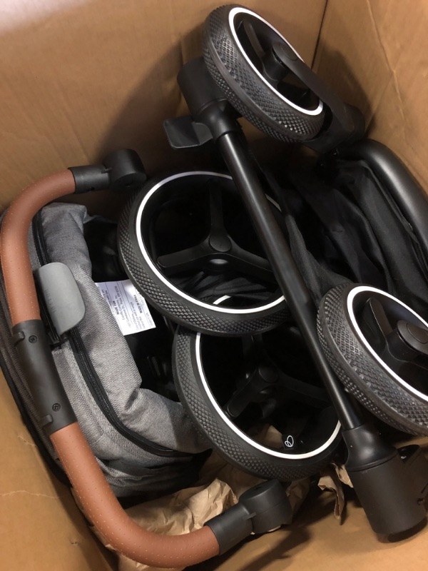 Photo 1 of Evenflo Pro Series Pivot Travel System with Safemax Infant Car Seat - Aspen Skies