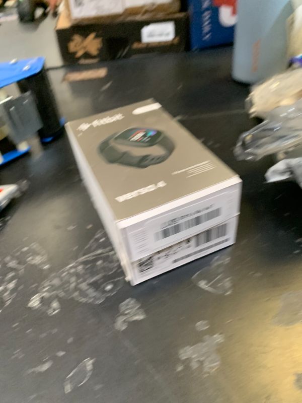 Photo 1 of Fitbit Versa 4 Fitness Smartwatch with Daily Readiness, GPS, 24/7 Heart Rate, 40+ Exercise Modes, Sleep Tracking and more, Black/Graphite, One Size (S & L Bands Included)