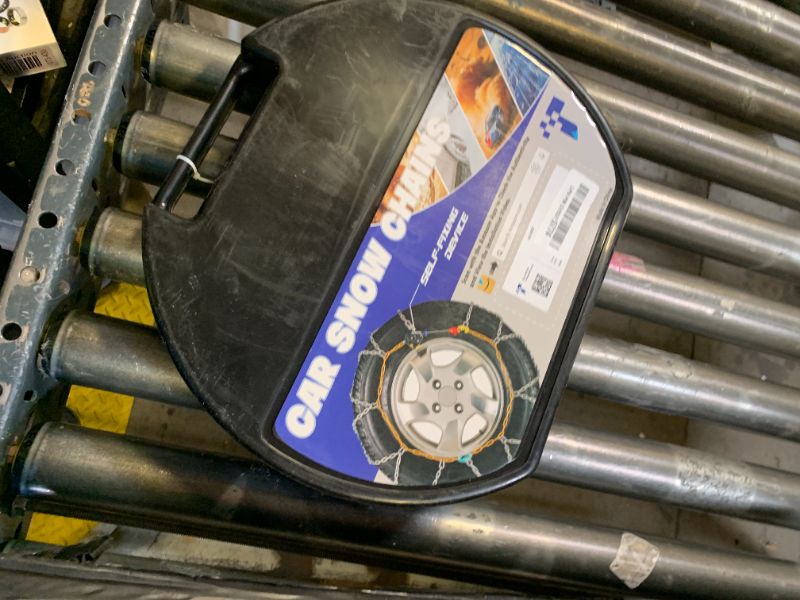 Photo 1 of FACTORY SEALED
Snow-Chains Auto Fixing 1 Min Quick Fit Easy Installation Tire-Chains, Portable Reusable Universal Emergency Tire Traction Chain for Passenger Car, Pickup Trucks and SUV - Set of 2 (HKN-150)