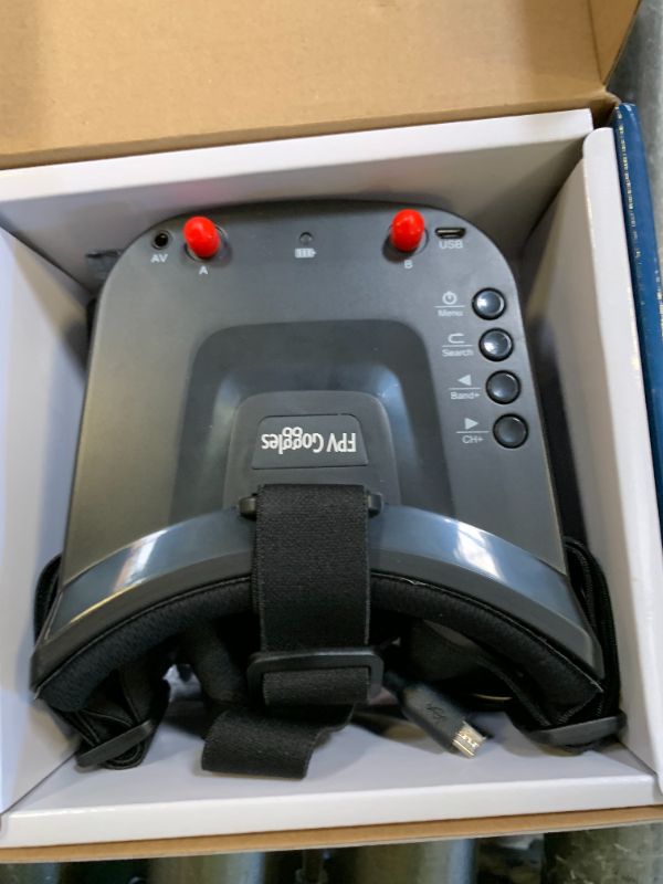 Photo 1 of 5.8G FPV Goggles with Antennas: 3 Inch Screen 5.8G 40CH Build in Battery Video Headset for Analog FPV camera and Transmitter FPV Drone RC Car Airplane RC Hobbies by Speedybee