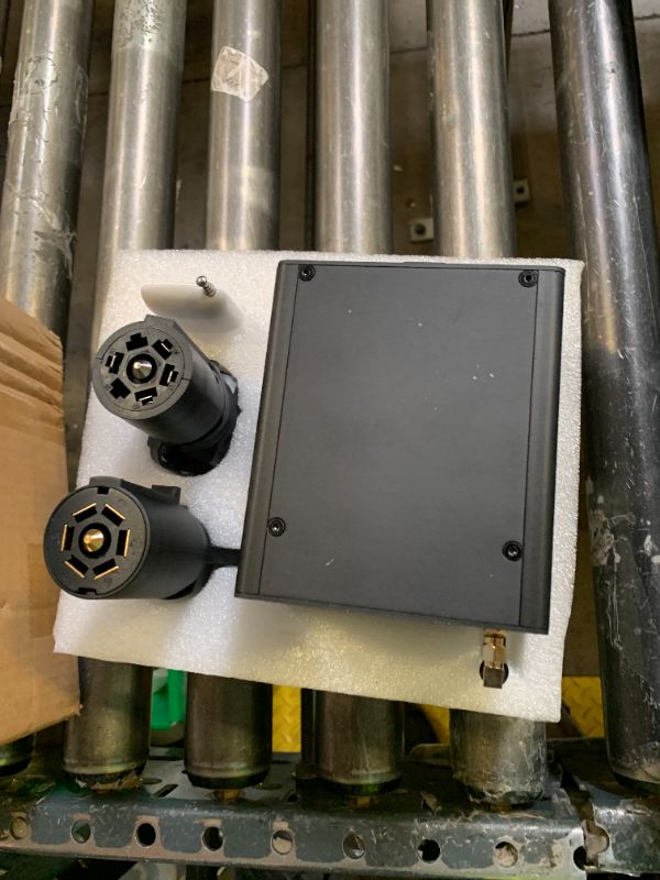 Photo 1 of Portable Trailer Light Tester Box, Wireless Remote Control Operation, with 12V 10Ah Battery and 7 Pin Trailer Plug, 7-Way Flat (spade) 3/4/5-Flat Pin Type, Testing Most Trailer Taillights (Black)