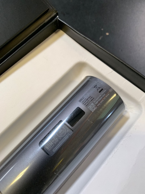 Photo 1 of Dell UltraSharp Webcam - WB7022 - 4K UHD - Large Sony STARVISTM CMOS sensor, Advanced AI auto framing