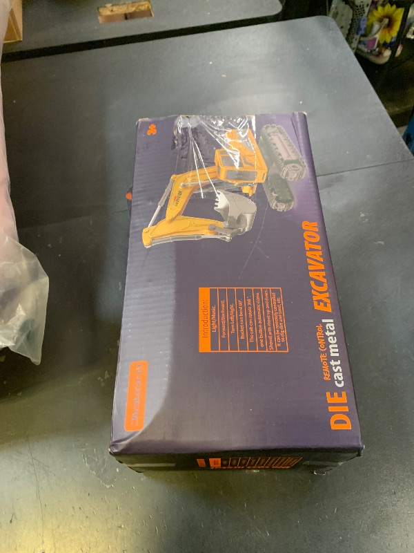 Photo 1 of Jiakora Remote Control Excavator Toys for Boys, RC Excavator Toy for Boys 3 4 5 6 7 8 Year Old Kids Christmas Birthday Gift?RC Digger Truck Construction Vehicles with Metal Shovel & Light