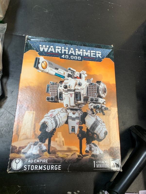 Photo 1 of WH40K Tau Empire KV128 Stormsurge