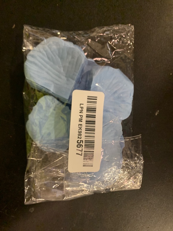Photo 1 of 1000 Pieces Light Blue Artificial Silk Rose Petals Flower Decoration Wedding Party Color Light Blue