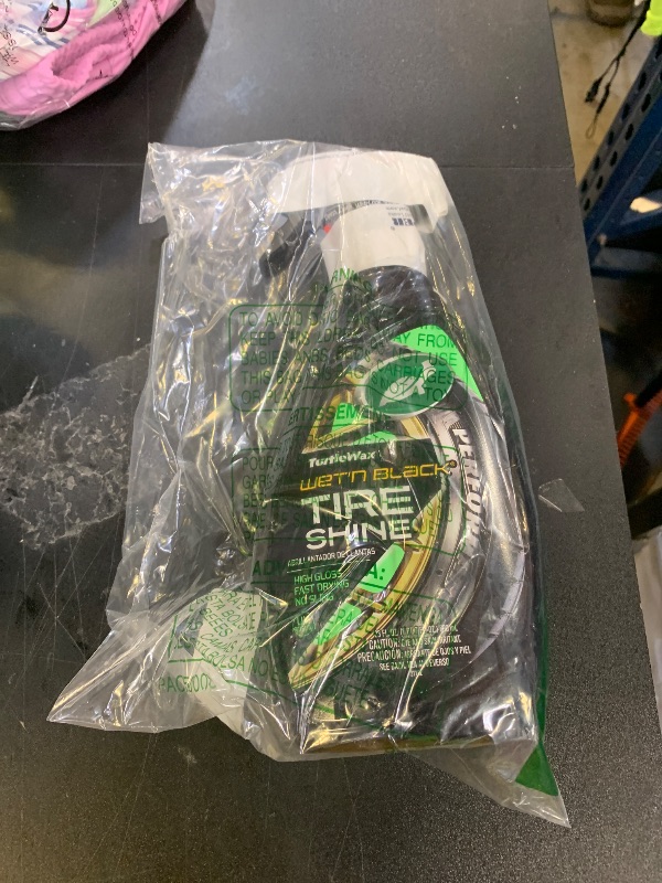Photo 1 of Turtle Wax T217RA Wet'n Black Ultra Wet Tire Shine - 23 Fl Oz.