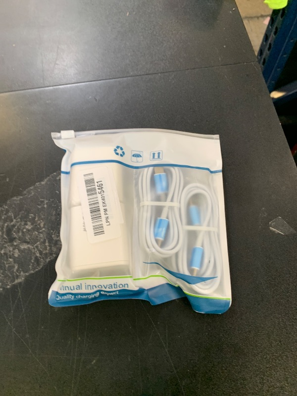 Photo 1 of iPhone 15 16 Charger, 2 Pack 40W USB C Charger Dual Port Fast Charging Block (2-Pack 6 ft USB C to C Cable Cord Included) for iPhone 16 15 Pro Max/15Pro/15/15Plus,iPad