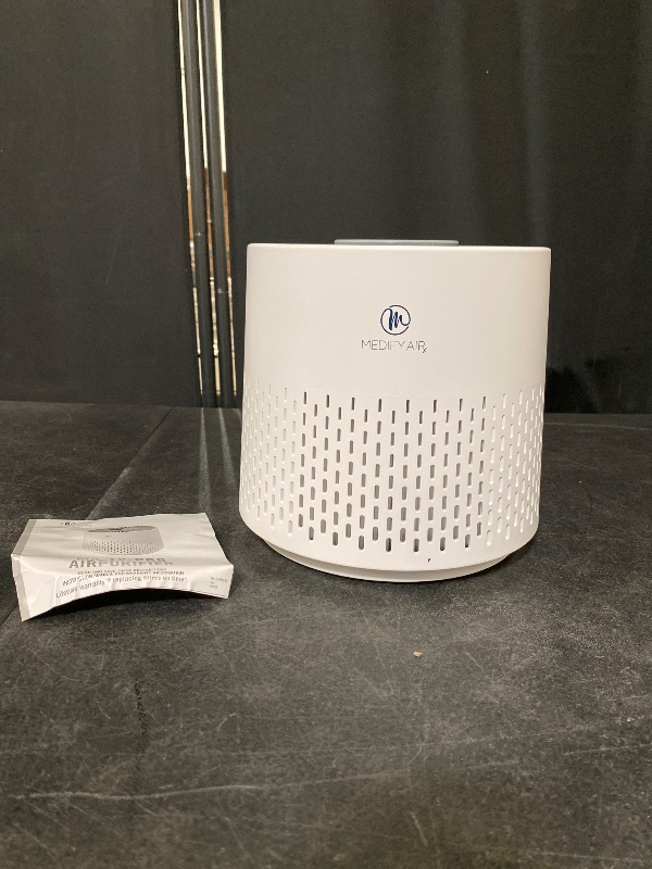 Photo 1 of Medify MA-12 PRO Air Purifier with True HEPA H13 Filter | 405 ft² per Hour for Smoke, Odors, Pollen, Pets | Removal to 0.1 Microns | White, 1-Pack