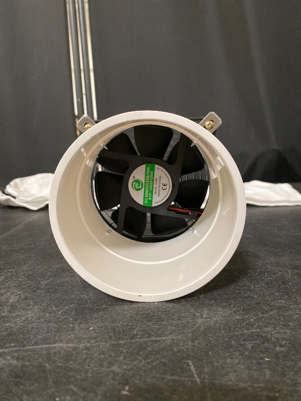 Photo 1 of GDSTIME 92mm x 92mm x 25mm 12V Dual Ball Bearings Brushless Cooling Fan for Desktops, Laptops, Servers, Switches with air tunnel.