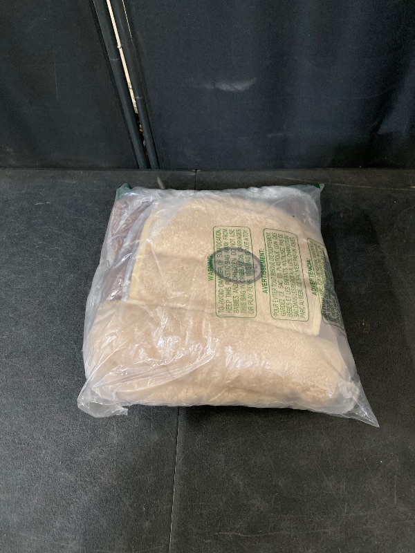 Photo 1 of Wenqik 2 Pcs Guinea Pig Bed Cuddle Warm Hideout Small Animal Sack Cozy House Bedding Sleeping Cushion Portable Pet Carrier Cage Nest for Rabbit Hamster Rat