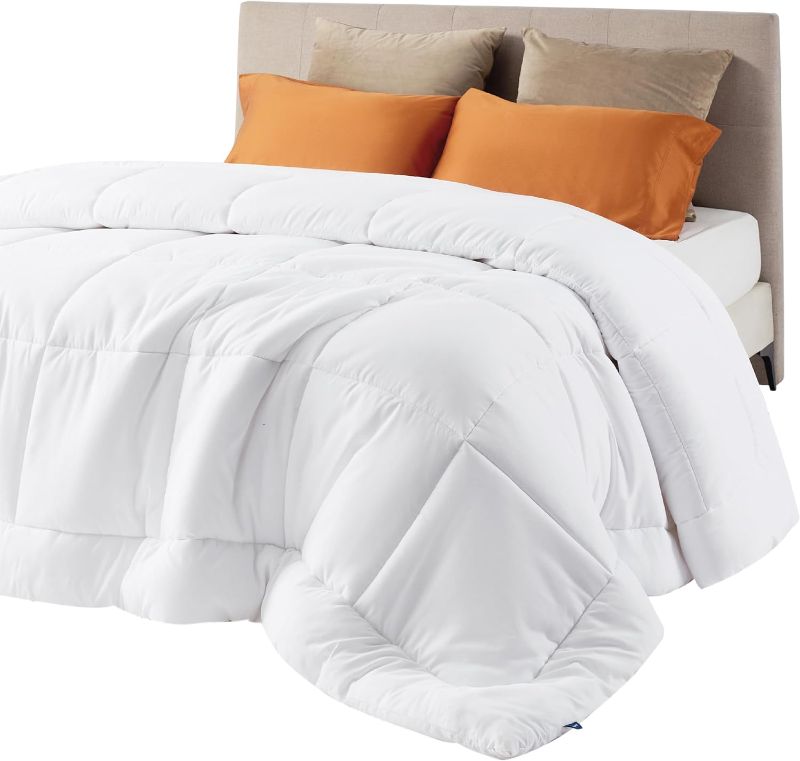 Photo 1 of Bedsure Comforter Duvet Insert - Quilted Comforters Full Size, All Season Duvet, Down Alternative Bedding, with 8 Tabs, Gifts for Women/Men, White, Full 86 x 82 Inches