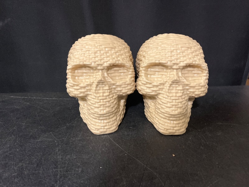 Photo 1 of HYDE AND EEK Decorative indoor skulls (tan)
