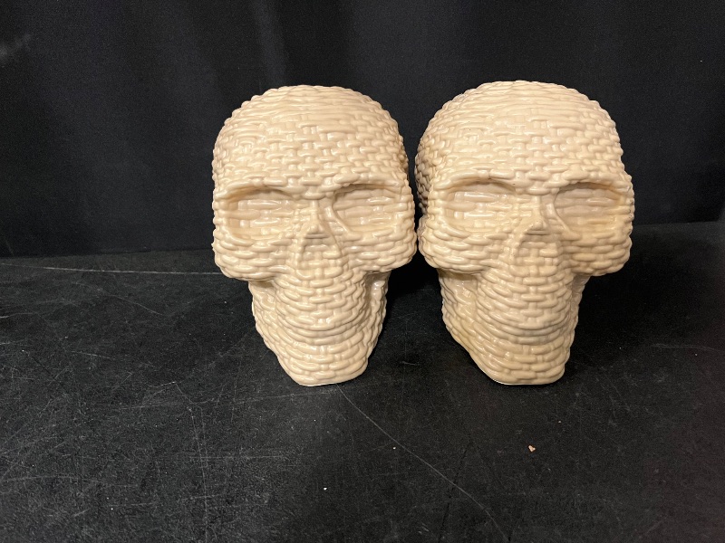 Photo 1 of HYDE AND EEK Decorative indoor skulls (tan)