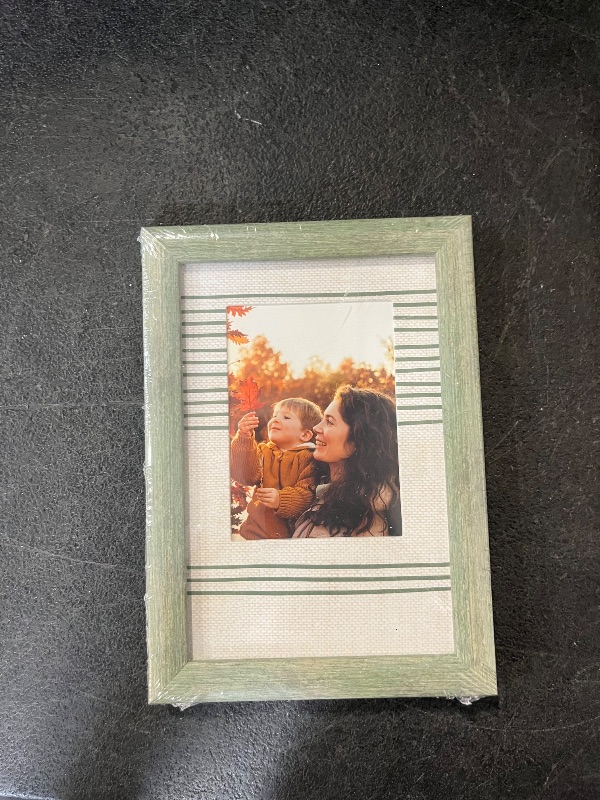 Photo 1 of frame green stripe 3in x 4in (4pk)