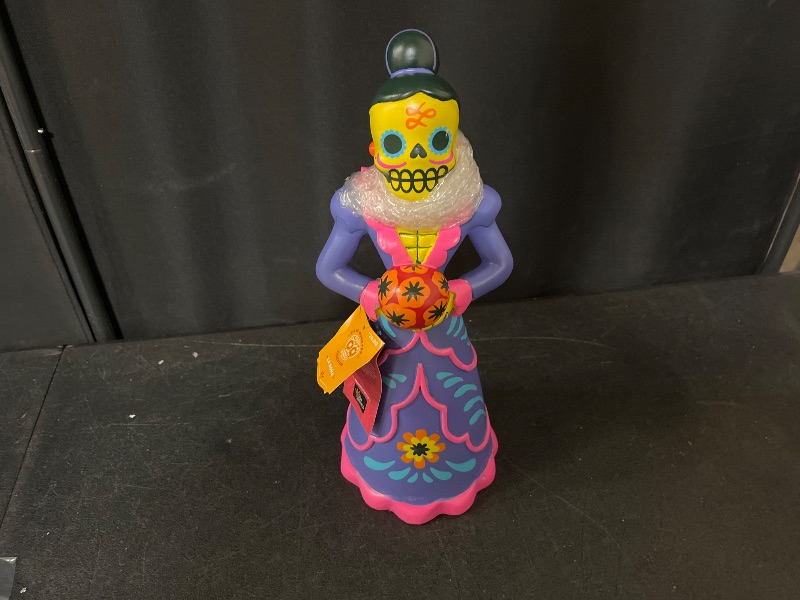 Photo 1 of 2024 Target Exclusive La Dona Statue Day of the Dead Dia De Los Muertos IN HND