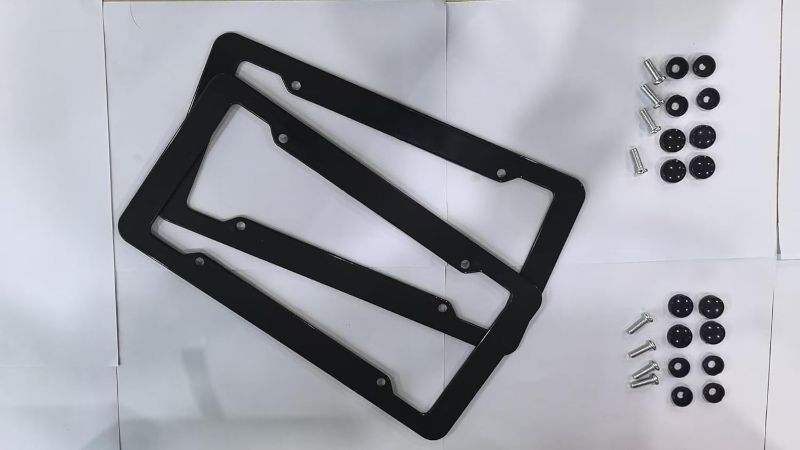 Photo 1 of Carbon Fiber License Plate Frame, Glossy Waterproof Plastic Number Plate Frame Print Carbon Fiber Pattern for Man and Women