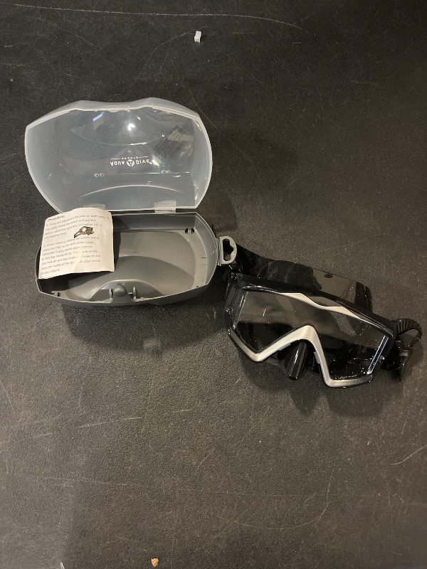 Photo 1 of Diving mask Anti-Fog Swimming Snorkel mask Suitable for Adults Scuba Dive Swim Snorkeling Goggles Masks